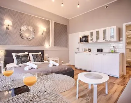 Tyzenhauz Comfort