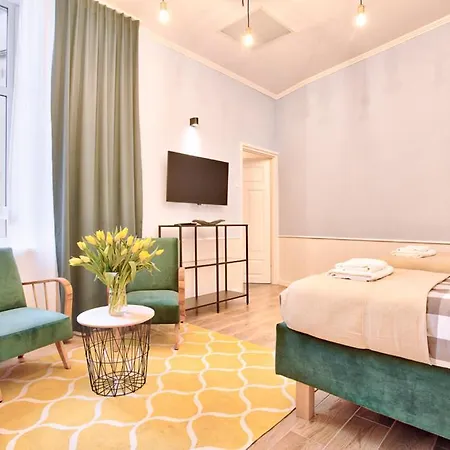 Tyzenhauz Comfort Apartmán *