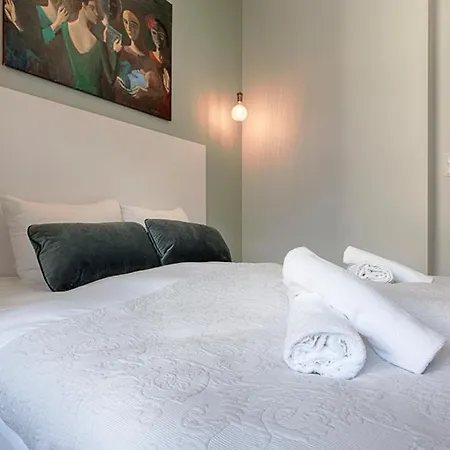 Lägenhet Tyzenhauz Comfort