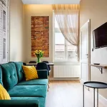 Tyzenhauz Comfort