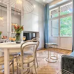Apartment Tyzenhauz Comfort Krakau