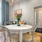 Apartment Tyzenhauz Comfort Krakau